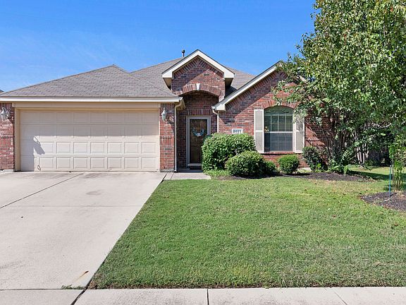 4th image of 9013 Foxwood Dr