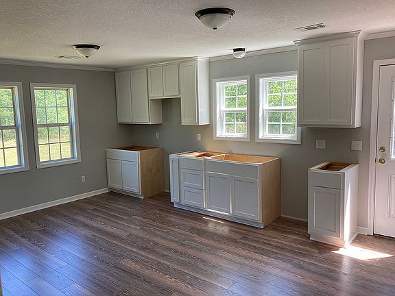 5th image of 1136 Chester Hwy