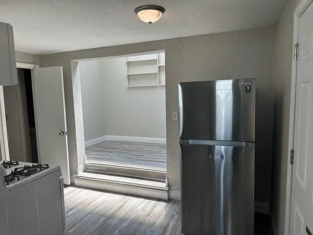 221 Cedar Ave S #22 — Photo 3