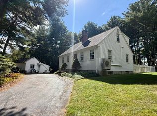 22 Kingsbury Rd, Thompson, CT 06277