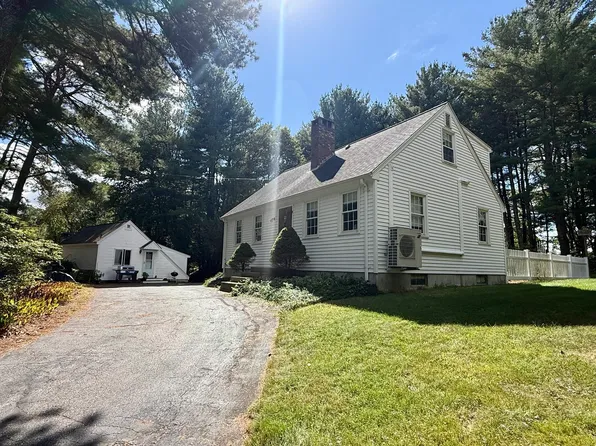 22 Kingsbury Rd, Thompson, CT 06277
