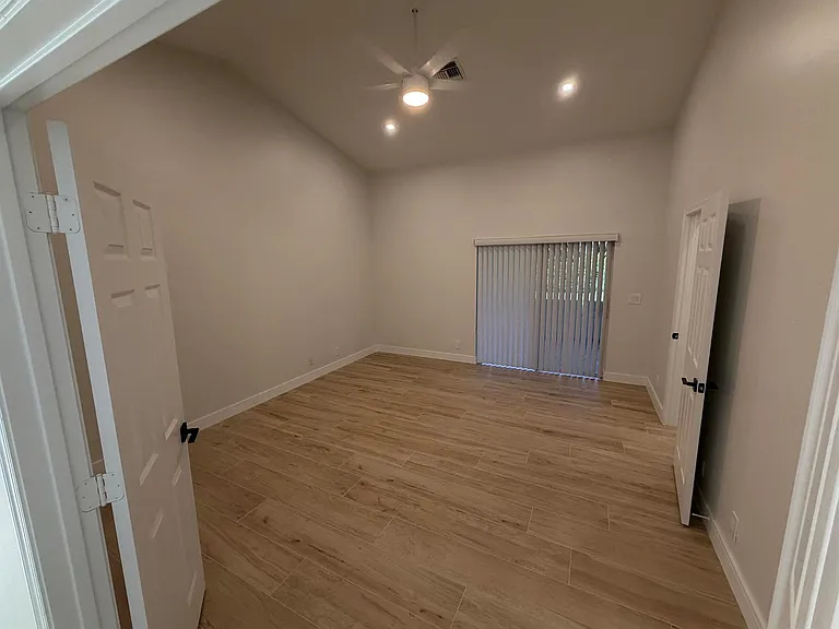 2325 NW 101st Way — Photo 9