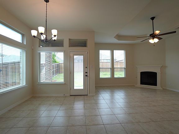 4th image of 5835 Melville Ln