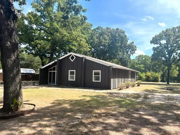 155 Barcelona St, Mabank, TX 75156