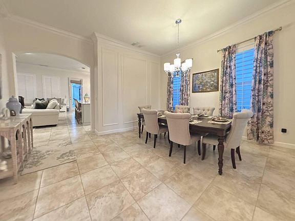 2nd image of 10542 SW Westlawn Boulevard
