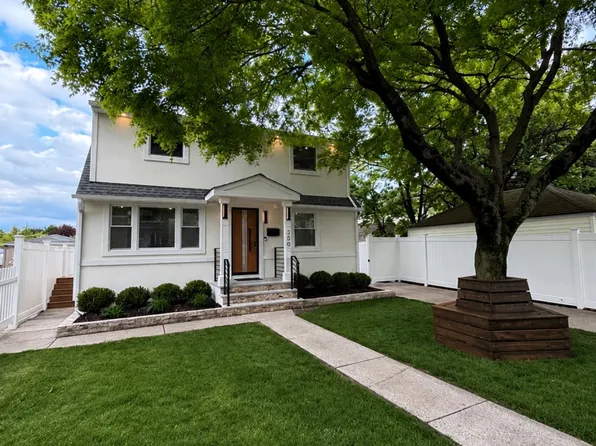 130 Jefferson St, Staten Island, NY 10304
