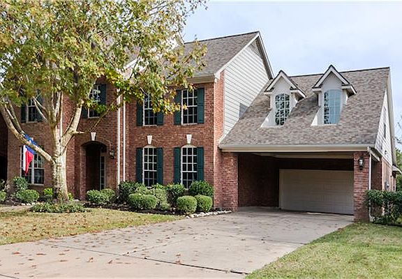 2nd image of 1219 Mahogany Run Dr