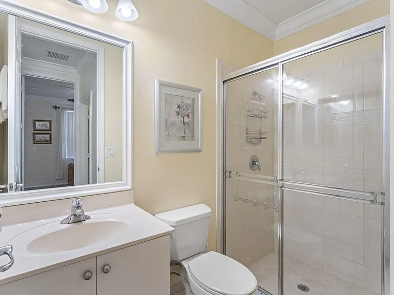 8492 Breezy Oak Way — Photo 18