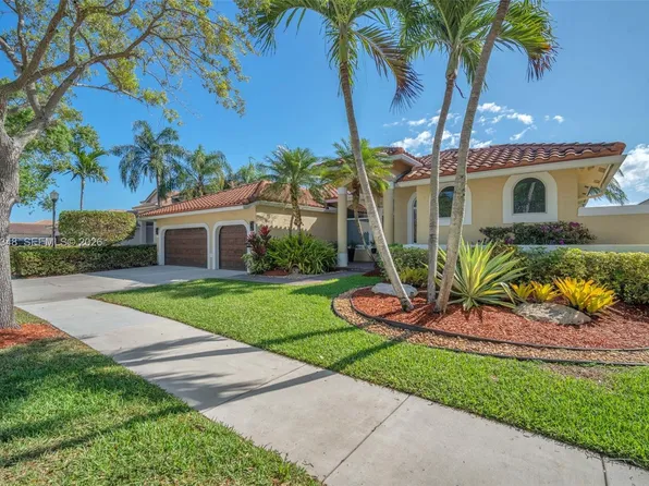 219 Landings Blvd, Weston, FL 33327