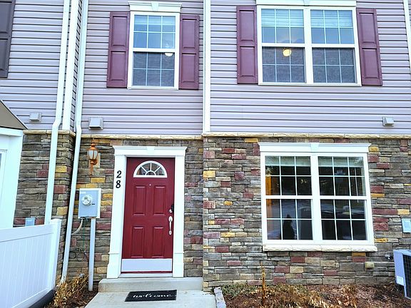 2nd image of 1901 Lennox Dr Unit 28