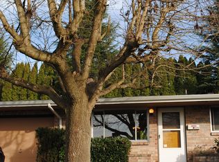 815 13th St NW #819, Puyallup, WA 98371