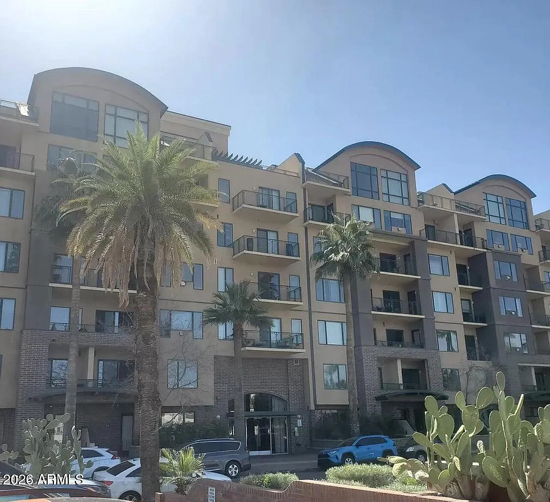 1 bed, 1.0 bath, 845 sqft, $1,500 — Photo 1