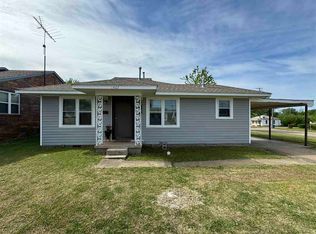1407 E Broadway St, Glencoe, OK 74023