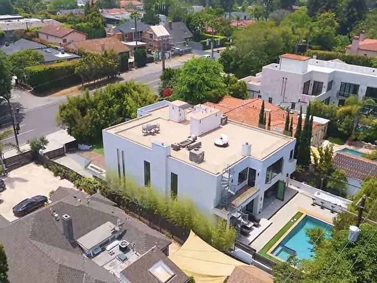 12443 W Sunset Blvd — Photo 41