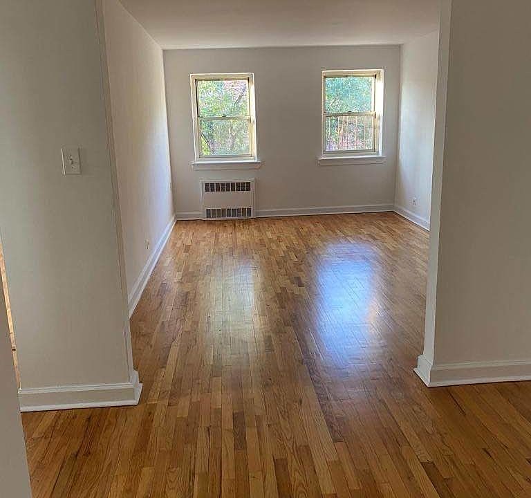 1st image of 135-30 82nd Ave #33
