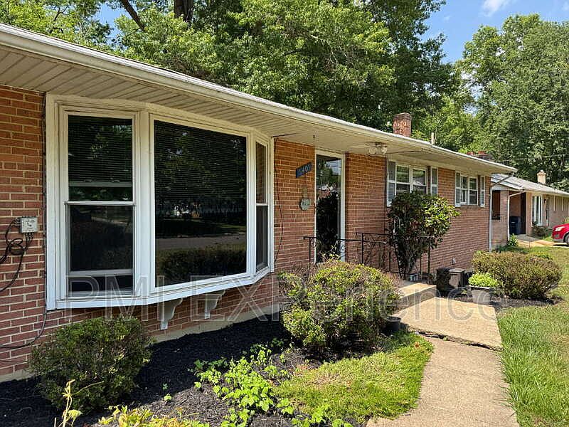 1st image of 6405 Roberts Dr