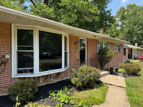 6405 Roberts Dr, Temple Hills, MD 20748