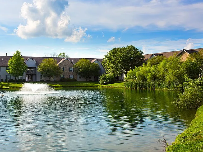 Waterford Pointe — Photo 4