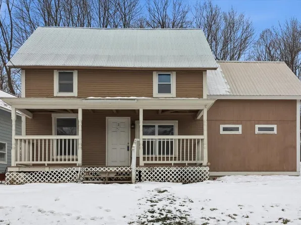 2 Farwell Street, Barre City, VT 05641