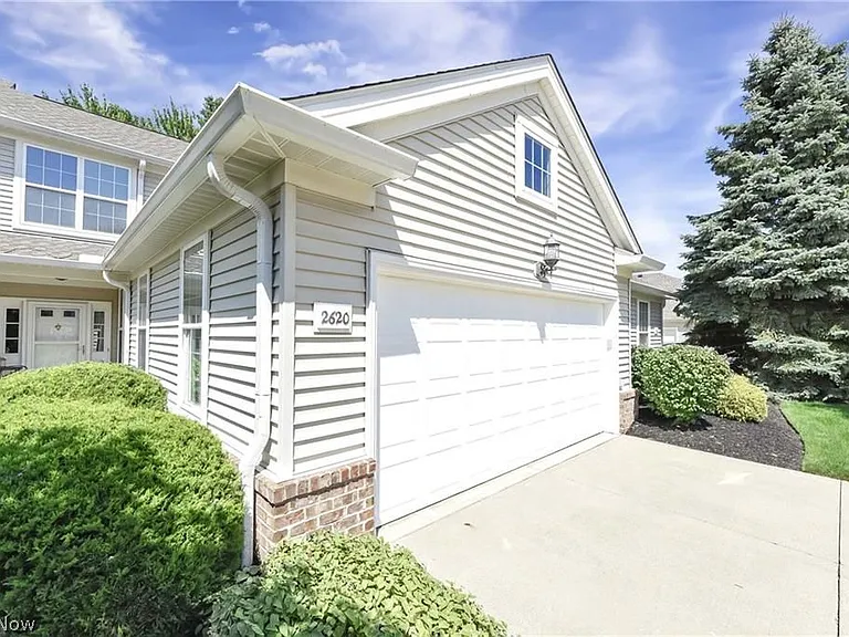 2620 Wyndgate Ct — Photo 1