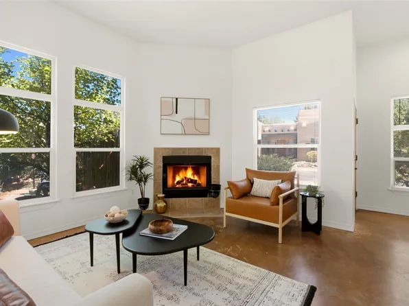 4408 Autumn Leaf Ln, Santa Fe, NM 87507
