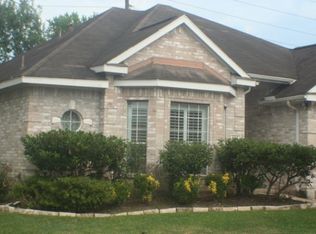 1015 Norfolk Dr, Pearland, TX 77584