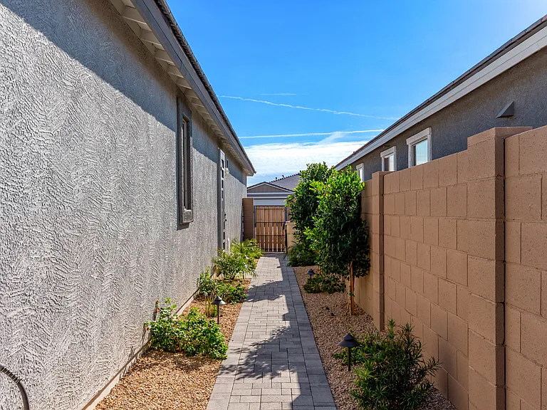 7674 W Tether Trl — Photo 27