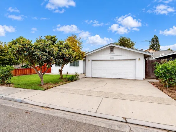 2525 Hampton Way, Turlock, CA 95382