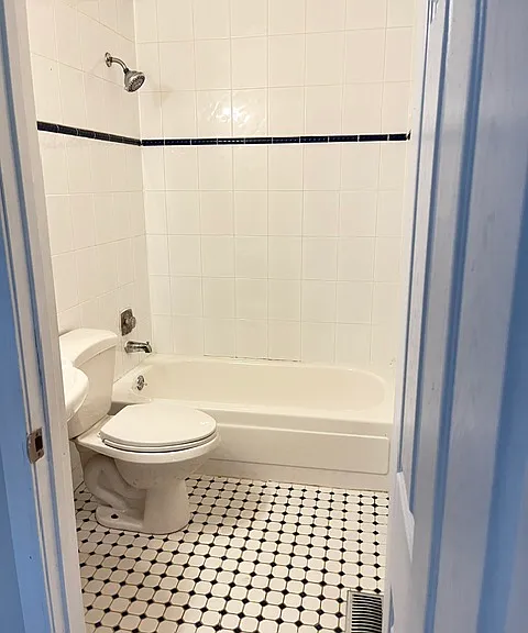 930 Bellestri Dr — Photo 11