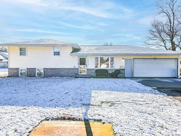 302 W Tazewell St, East Peoria, IL 61611