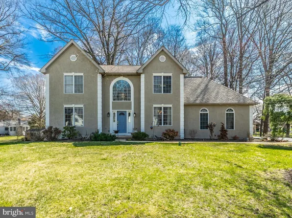 1108 Dawn Dr, West Chester, PA 19380