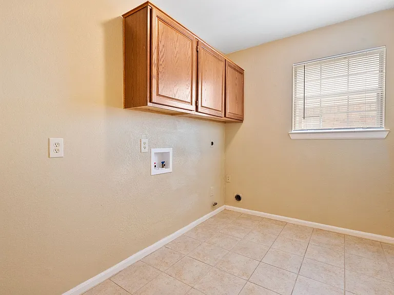 7517 Point Reyes Dr — Photo 17