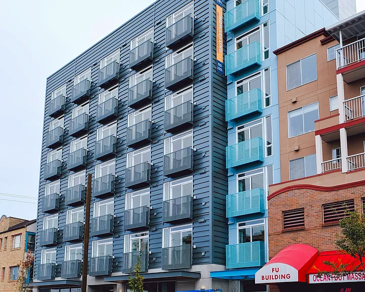 Ori on the Ave — Photo 21