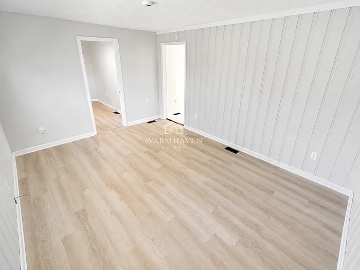 3 bed, 1.0 bath, 976 sqft, $1,395 — Photo 4