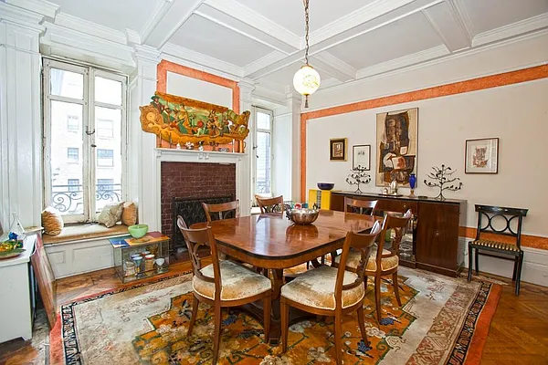 Sold by Corcoran | media 14