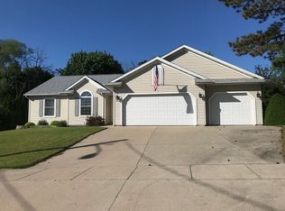 222 5th St, Palmyra, WI 53156