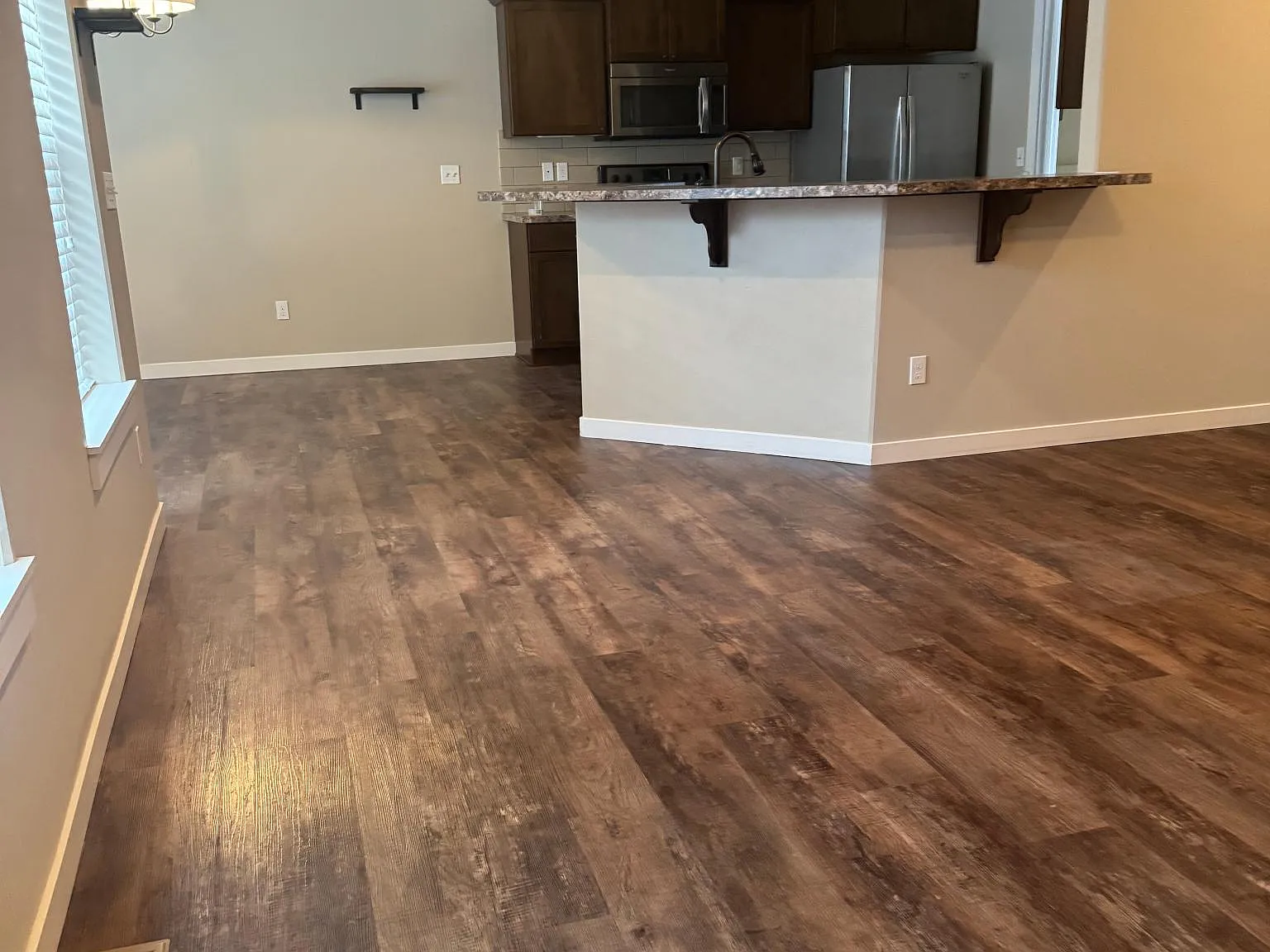 1021 N College Rd W — Photo 3