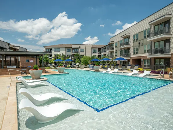 301 Flower Mound