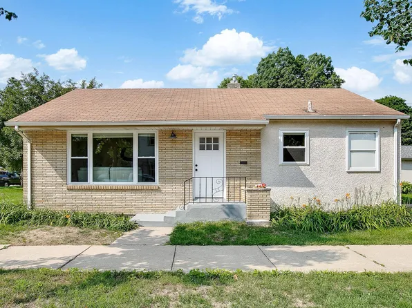 1705 32nd Ave NE, Minneapolis, MN 55418