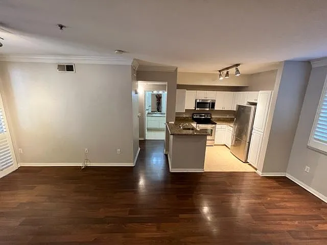 2182 Gill Village Way #603 — Photo 2
