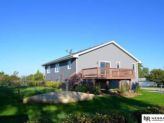 2nd image of 8903 Verdon Cir