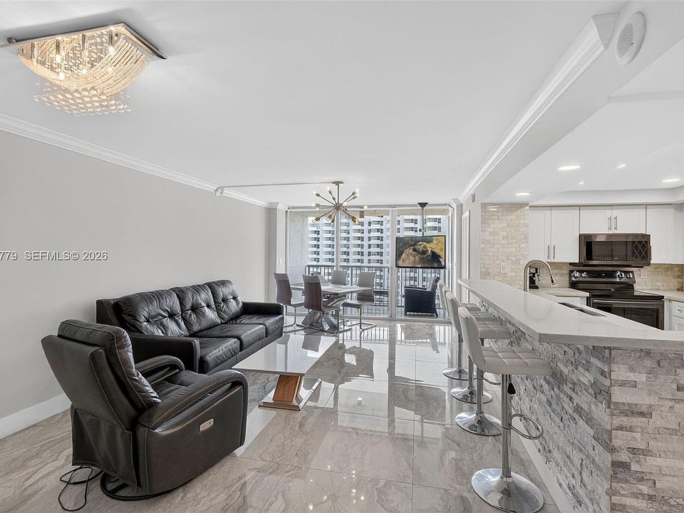 2655 Collins Ave APT 1407, Miami Beach, FL 33140 | MLS #A12027779