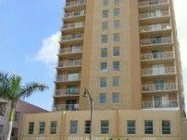 6969 Collins Ave APT 915, Miami Beach, FL 33141