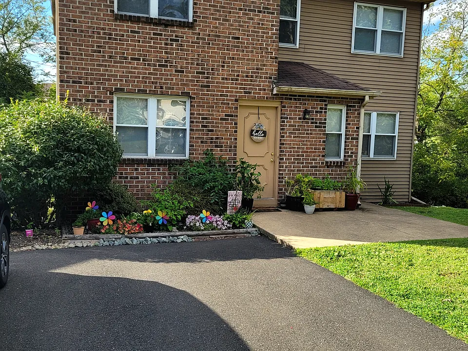 249 Stahl Rd