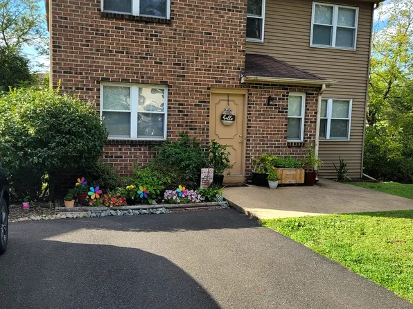 249 Stahl Rd, Harleysville, PA 19438