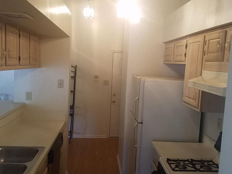 2nd image of 35 Kenwood Dr