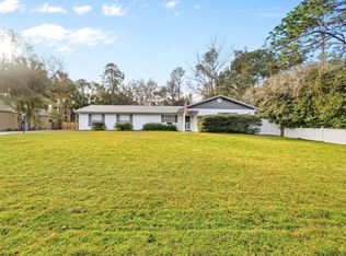 1002 Pine Tree Dr, Eustis, FL 32726