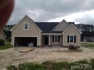 105 Pecan Ridge Dr, New Bern, NC 28562