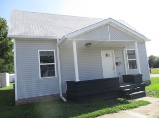 1015 W Van Trees St, Washington, IN 47501