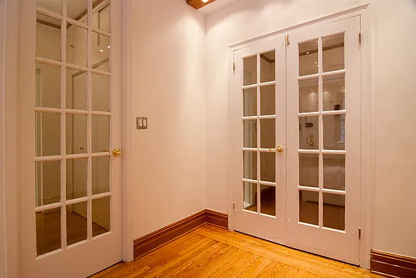 Rented by WAM Partners - William Moses Co. | media 24